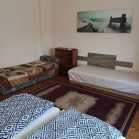 Bandi Vendeghaz Leilighet Verpelét Eksteriør bilde