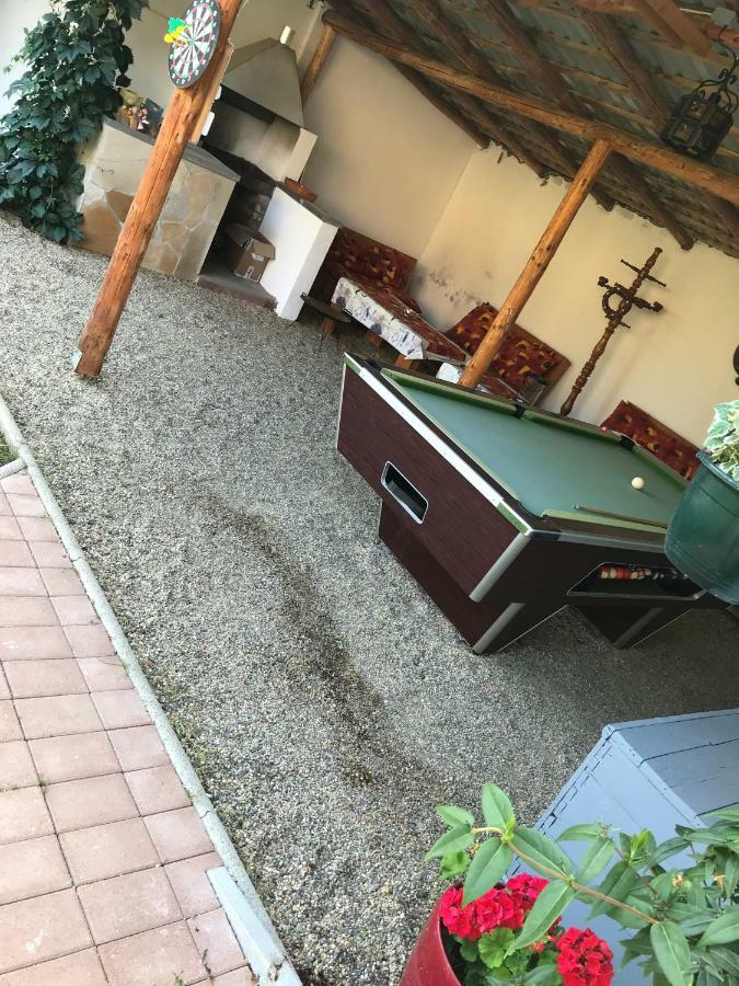 Bandi Vendeghaz Leilighet Verpelét Eksteriør bilde